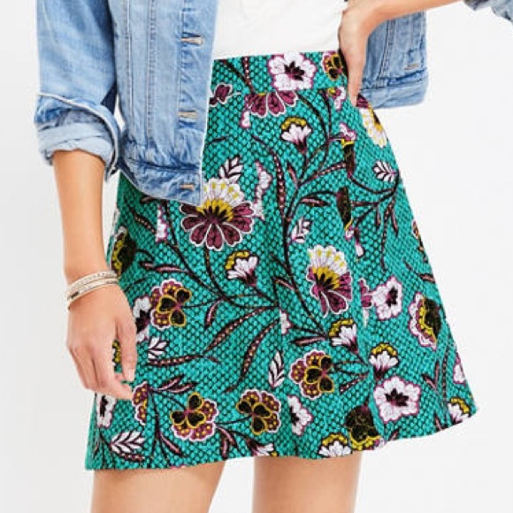 NWT 2P Loft Floral Mini Skirt